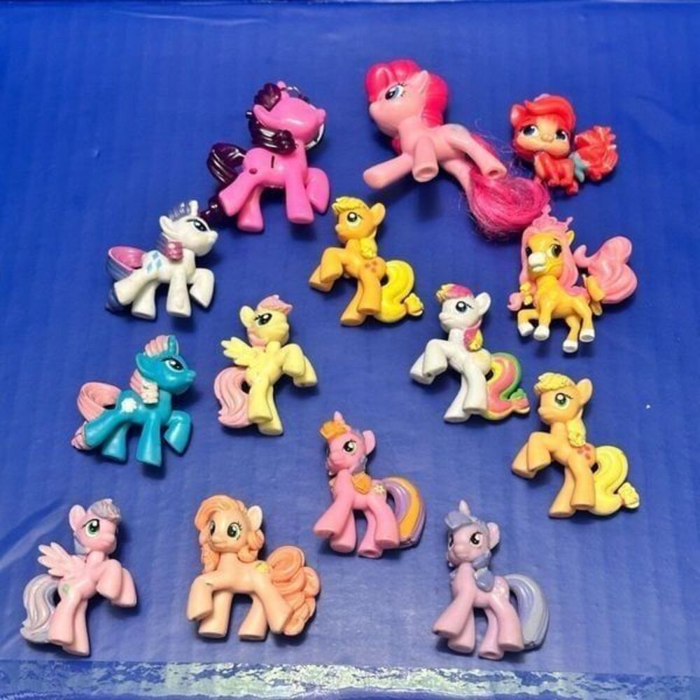 My little Pony mini figures lot